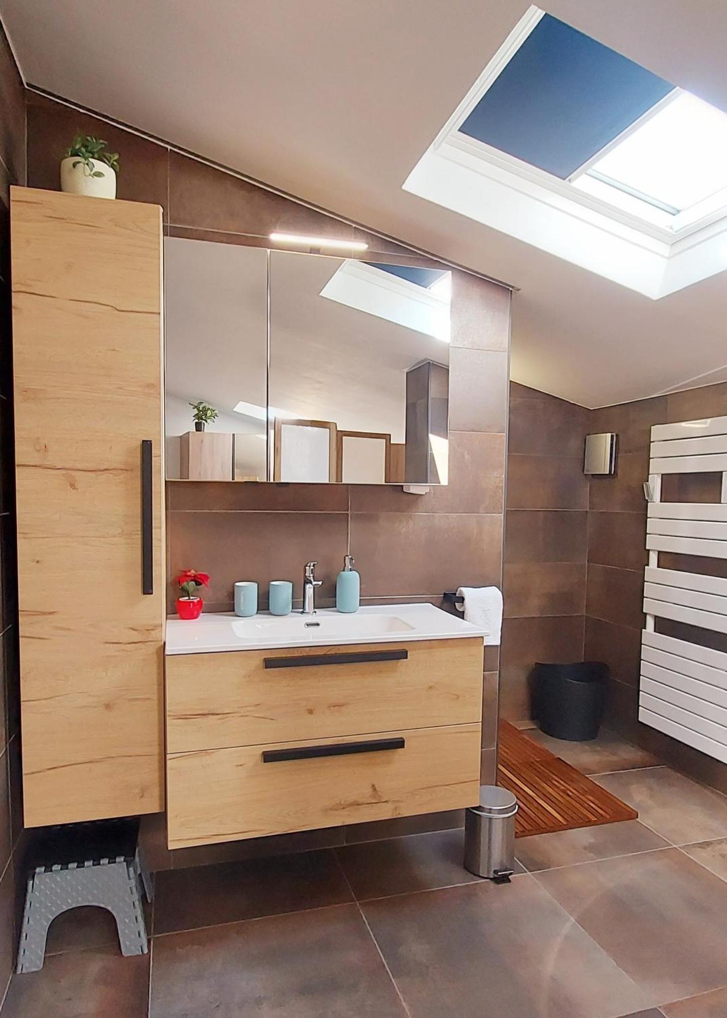Spacieuse Dependance Duplex 50 M2 Classe 3 Etoiles Sans Vis-A-Vis Gréoux-les-Bains Εξωτερικό φωτογραφία